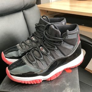 Air Jordan 11 Black Red Bred